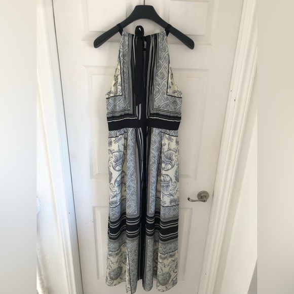 VINCE CAMUTO Maxi dress. - Picture 12 of 16